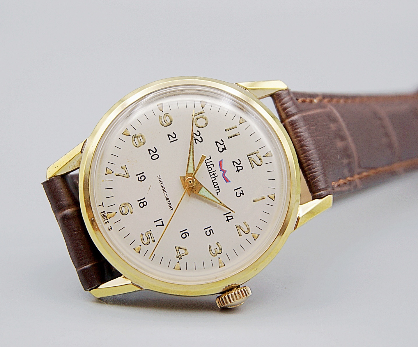 นาฬิกาเก่า WALTHAM ไขลาน