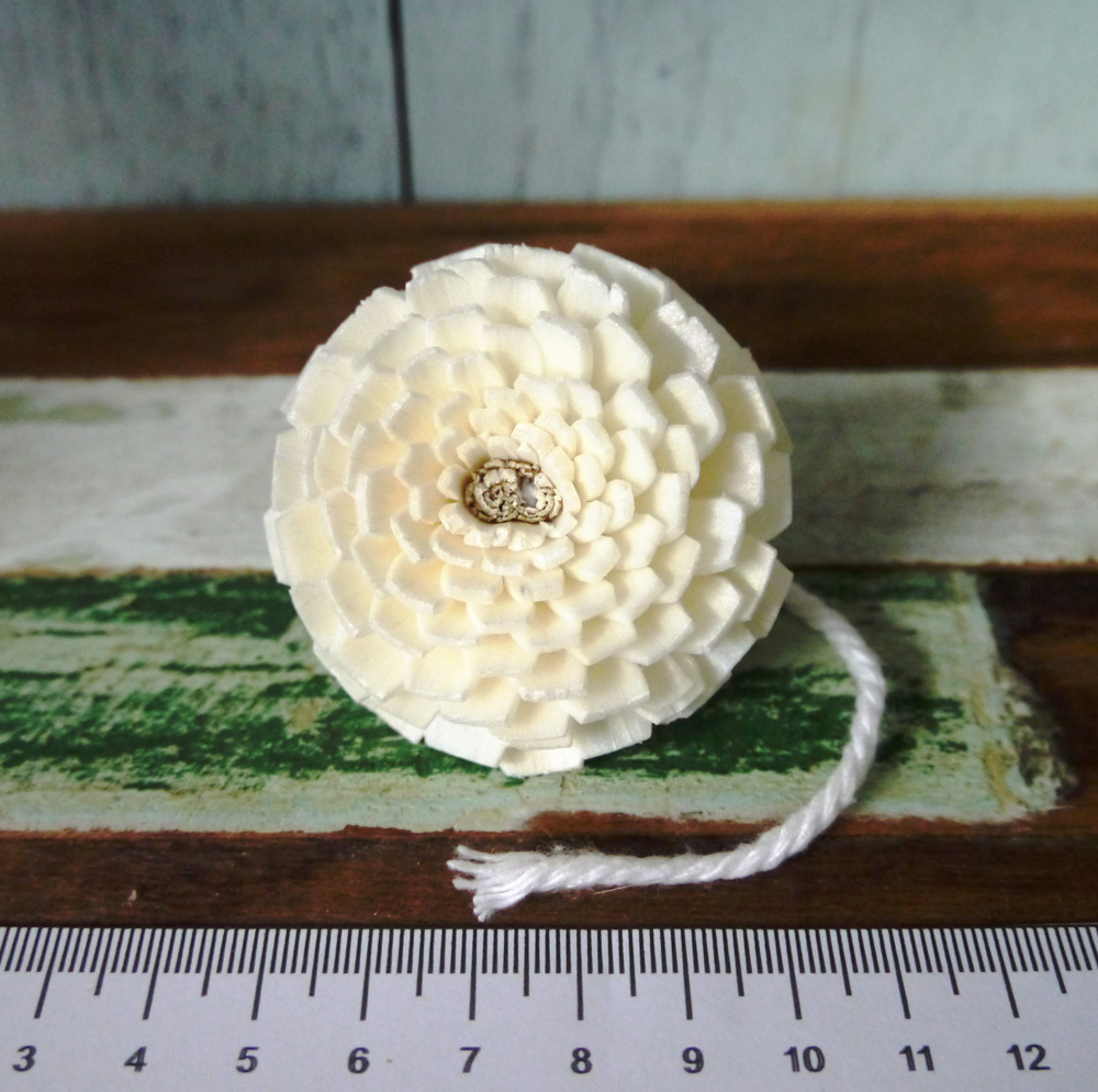 ดอกไม้ดูดน้ำหอมติดเชือกคละแบบ 5-9cm Dia. รวม 10 ดอก #2