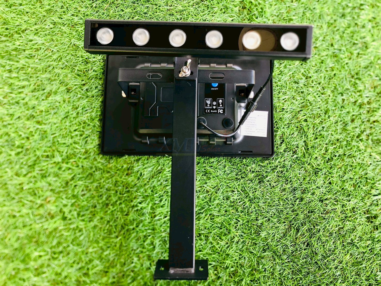 สปอร์ตไลท์โซล่าเซลล์ รุ่น MD-SPT-6 (แสง : ขาว)