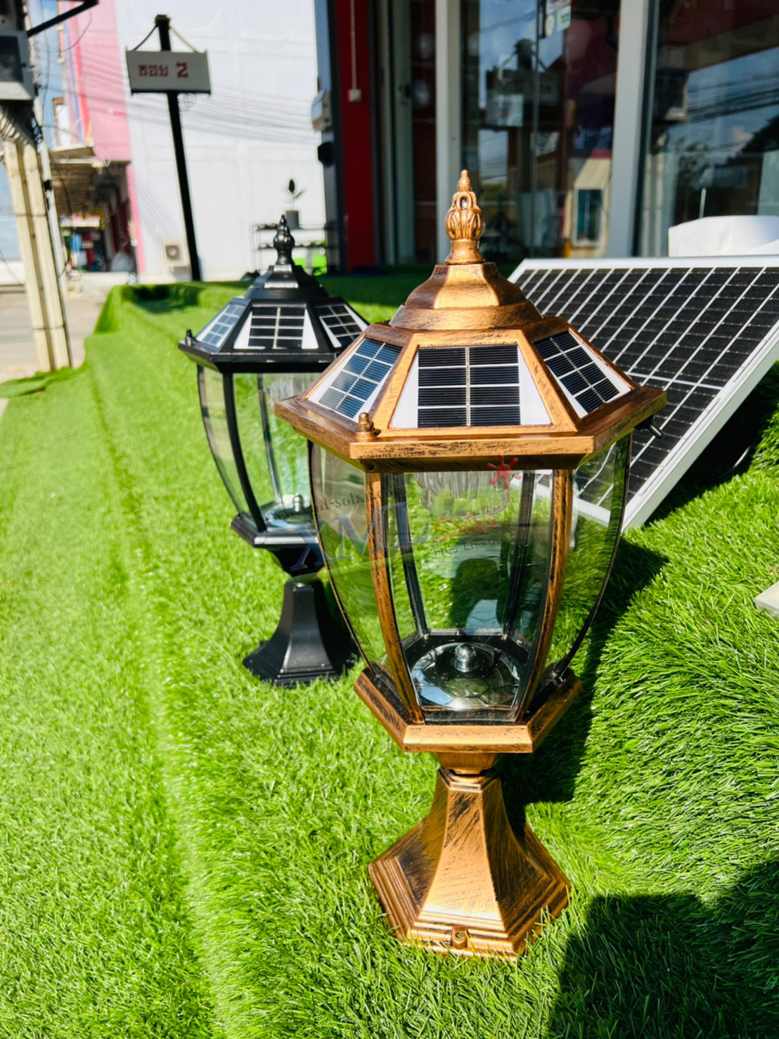 หัวเสาทรงยุโรป ไซต์ใหญ่ (สีทอง) เปิดได้ 2 แสง