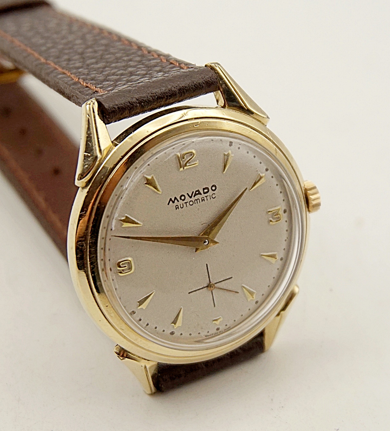 นาฬิกาเก่า MOVADO ออโตเมติกครึ่งรอบ