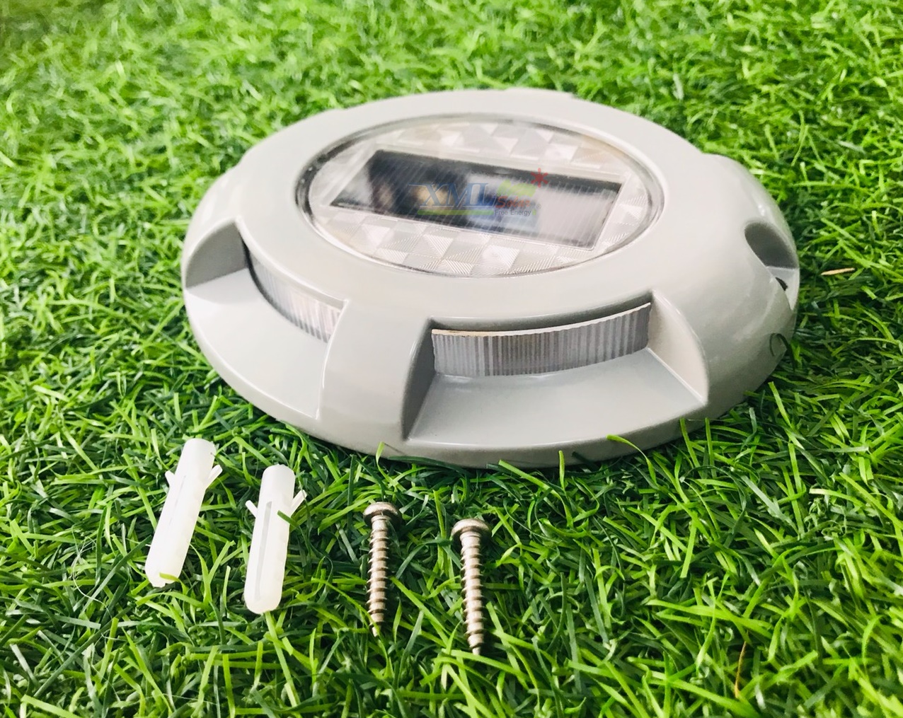 โคมไฟฝังพื้นโซล่าเซลล์ 4 LED
