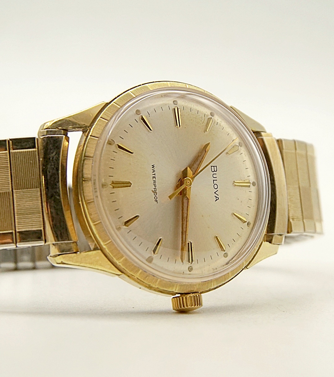 นาฬิกาเก่า BULOVA ไขลาน