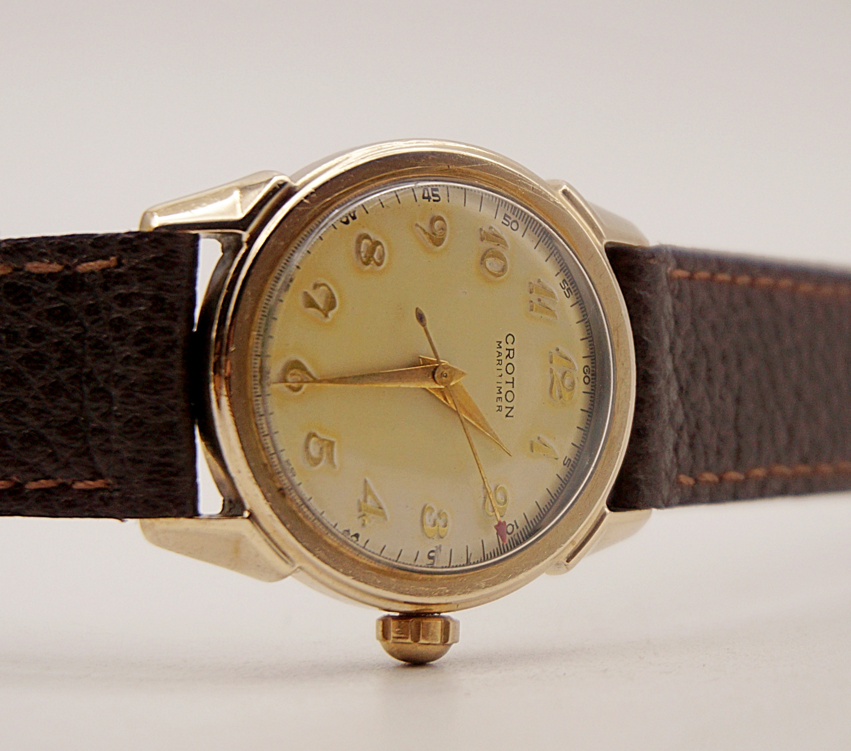 นาฬิกาเก่า CROTON ไขลาน