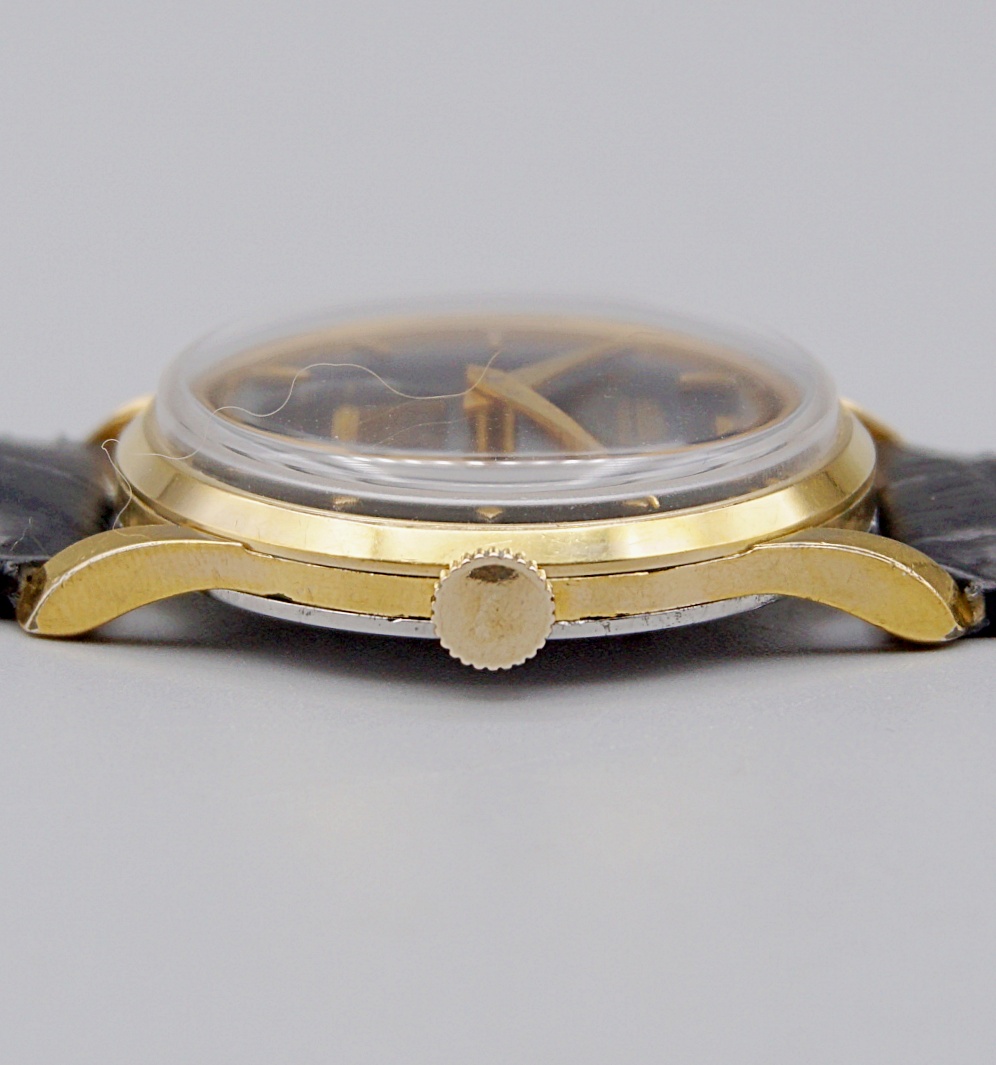 นาฬิกาเก่า ROAMER ไขลานสองเข็มครึ่ง