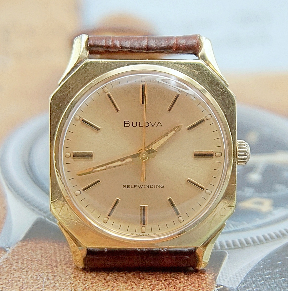 นาฬิกาเก่า BULOVA ออโตเมติก