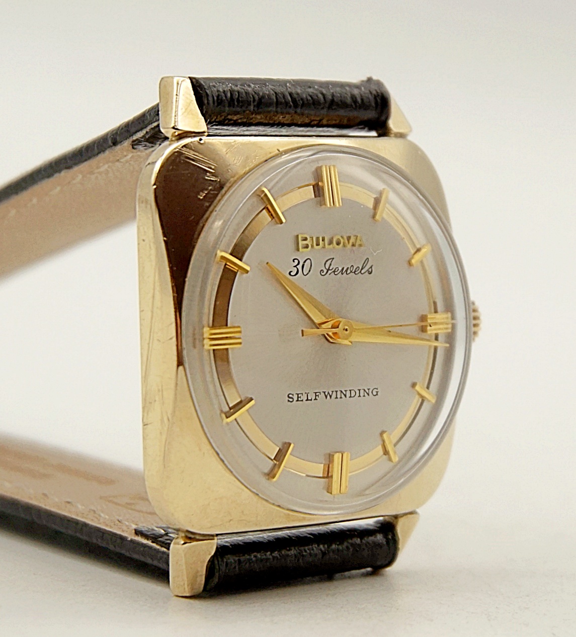 นาฬิกาเก่า BULOVA ออโตเมติก