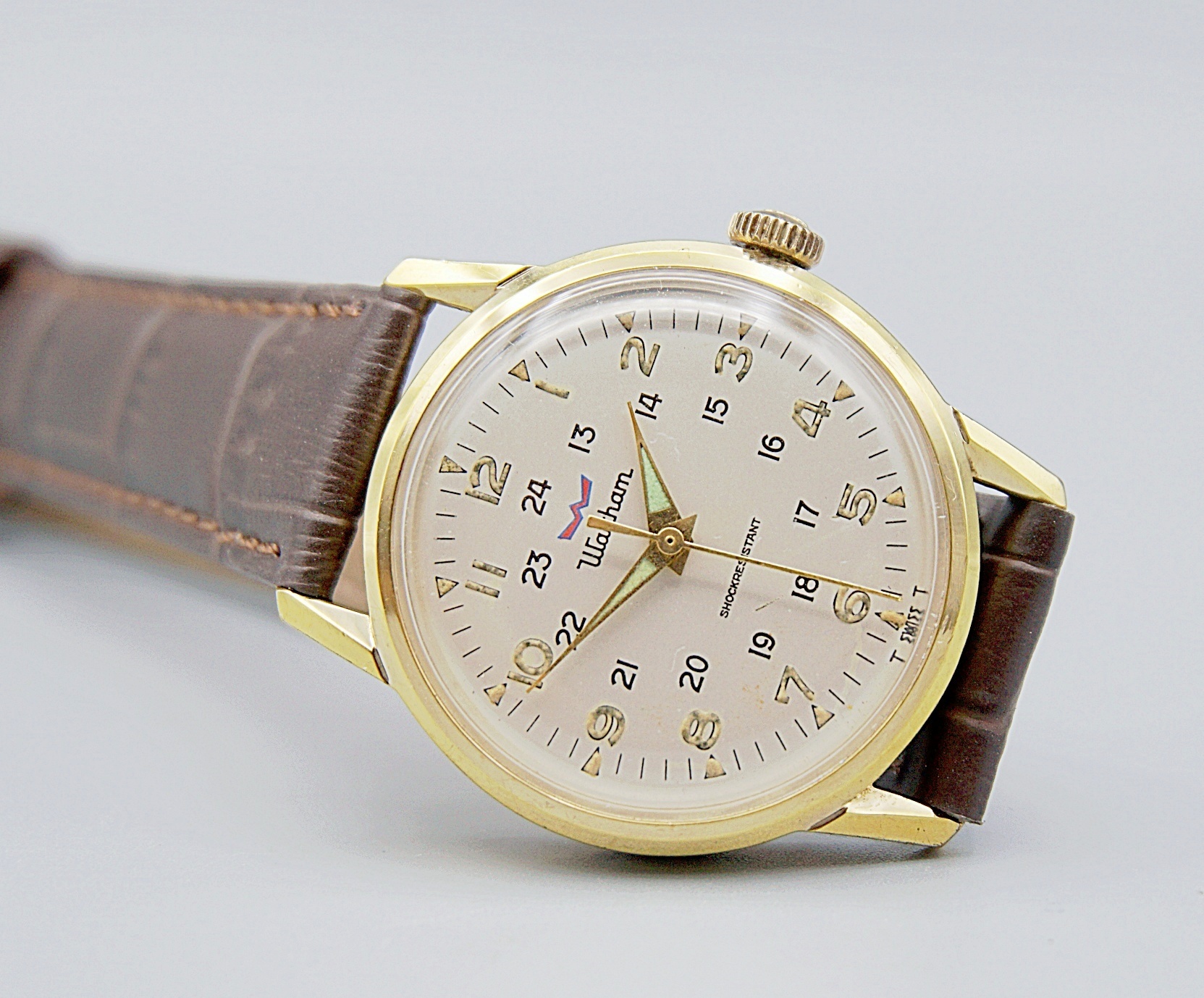 นาฬิกาเก่า WALTHAM ไขลาน