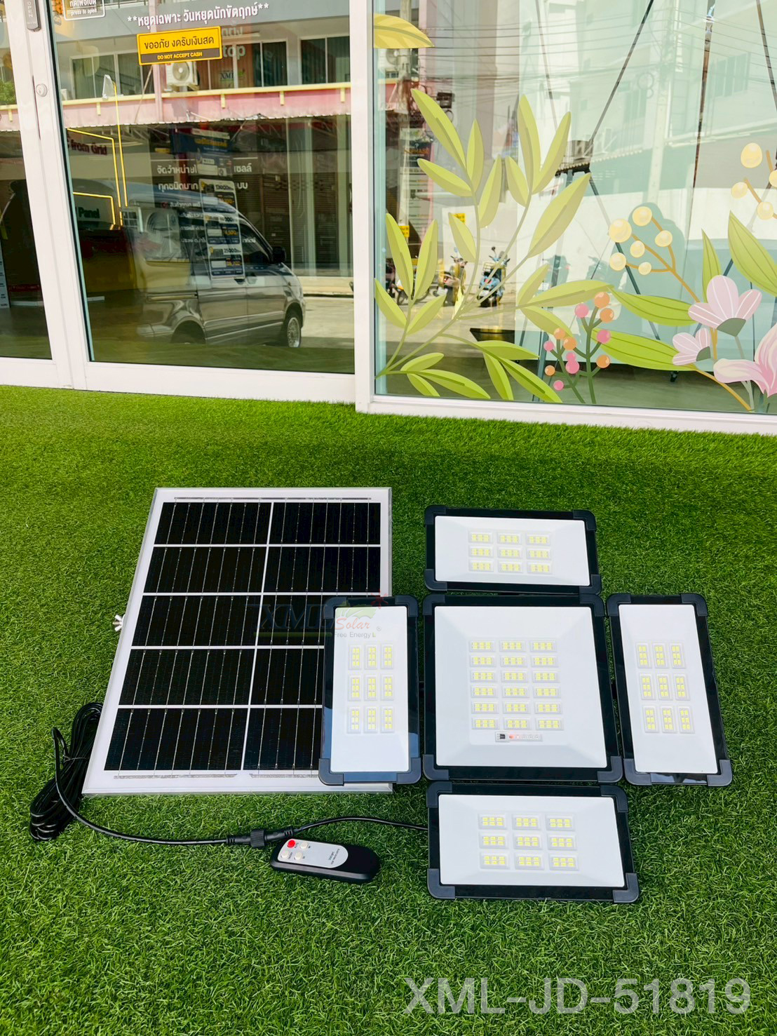 โคมไฟผนังโซล่าเซลล์ 192 LED / 324 LED รุ่น JD JINDIAN (แสง : ขาว)