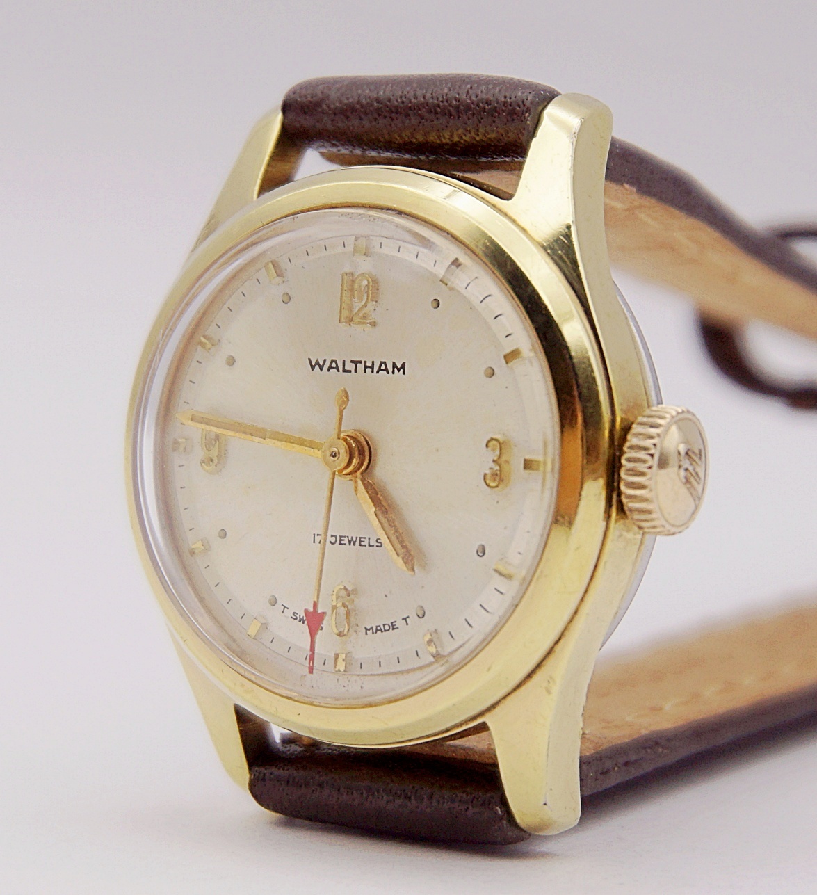 นาฬิกาเก่า WALTHAM ไขลาน (นาฬิกาผู้หญิง)