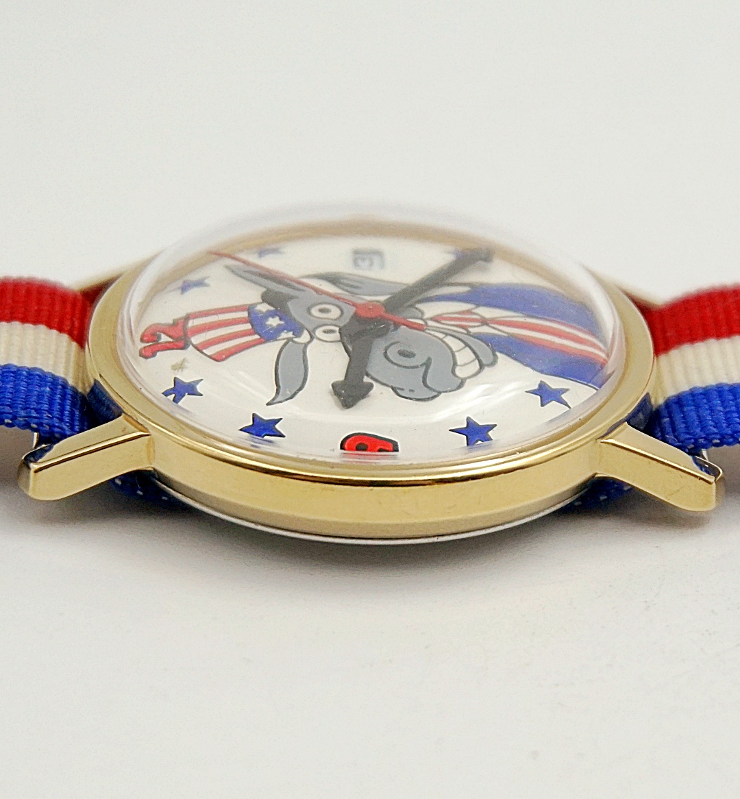 นาฬิกาเก่า DEMOCRATIC DONKEY ไขลาน