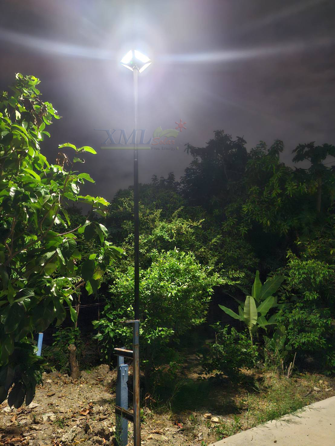 โคมไฟ UFO ทรงสี่เหลี่ยม รุ่น Modi x XML + ระบบ Motion รุ่น 300w (เปิดได้ 3 แสง)