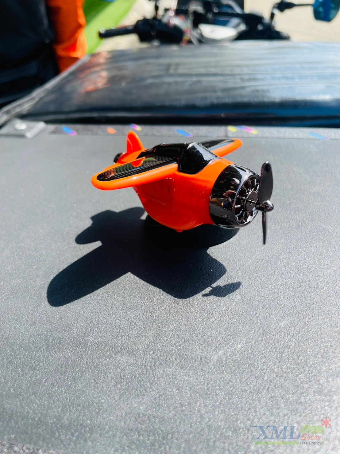 เครื่องบิน ดุ๊กดิ๊กโซล่าเซลล์ รุ่น AIR-66