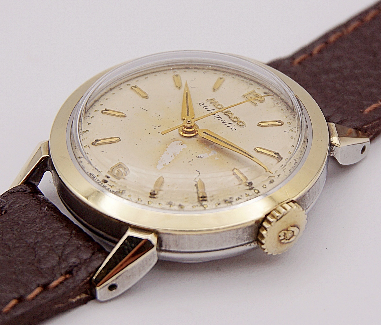 นาฬิกาเก่า MOVADO ออโตเมติกครึ่งรอบ