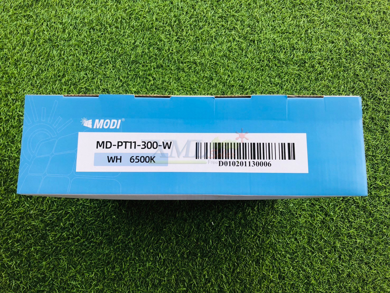 ไฟสปอตไลท์โซล่าเซลล์ 300 W รุ่น MD-PT11 (เเสง : ขาว)