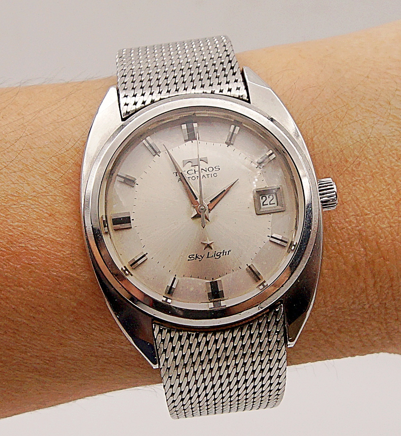 นาฬิกาเก่า TECHNOS ออโตเมติก