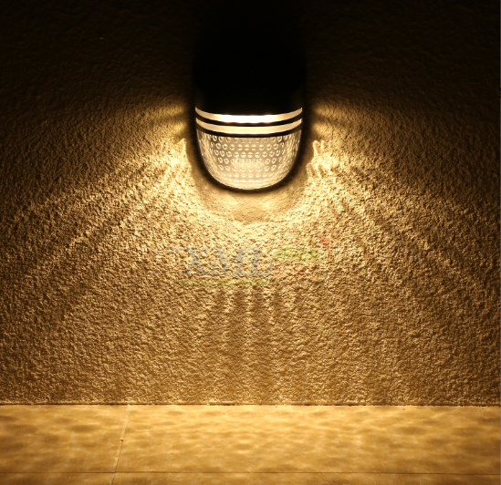 ไฟผนังโซล่าเซลล์ Modern รุ่น กลม (แสง : เหลืองวอมไวท์)