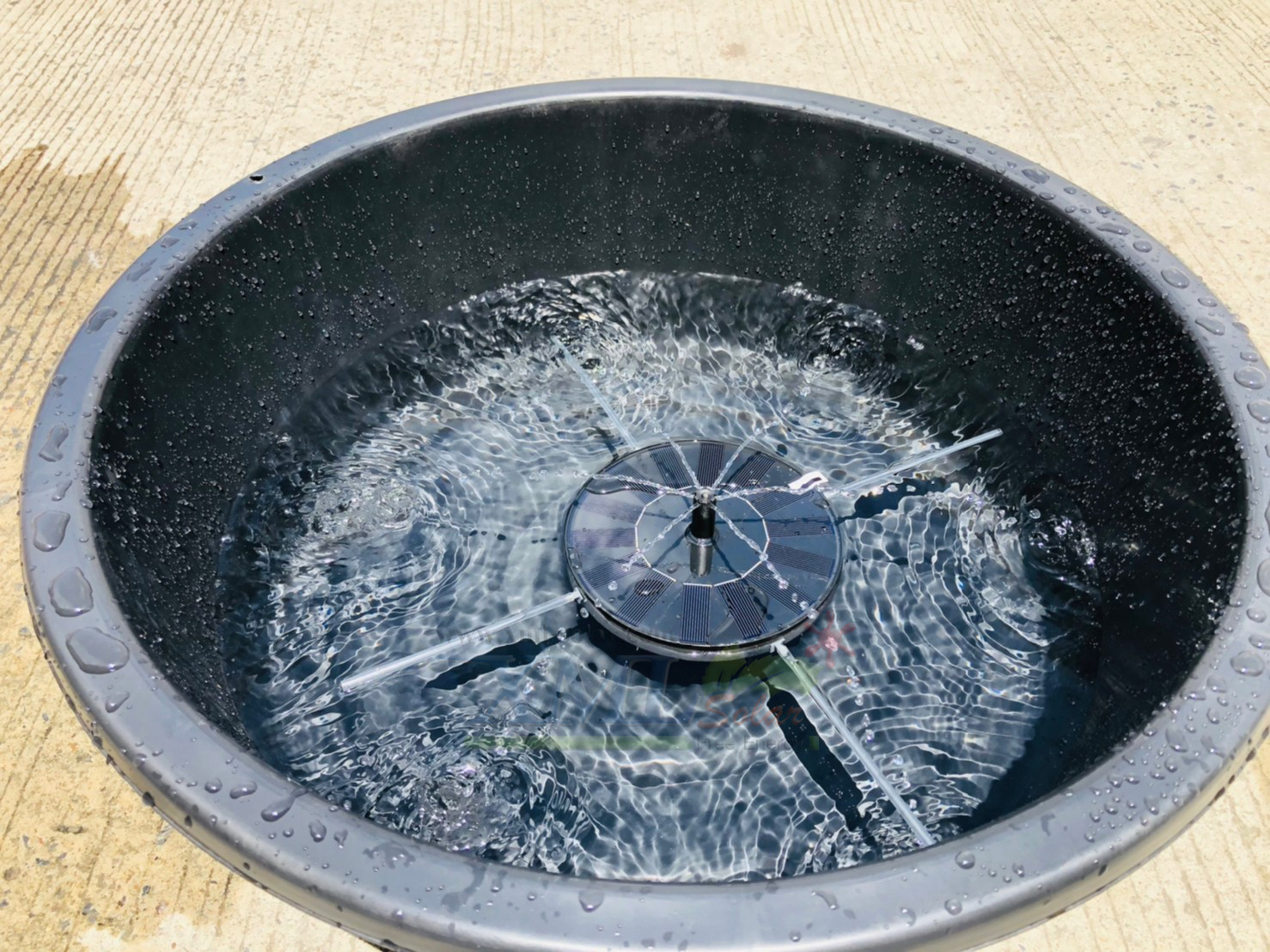 Fountain with solar energy (Circle shape)