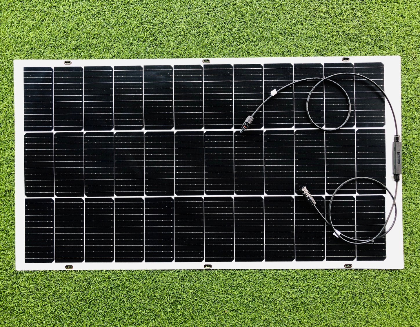 Flexible Solar Panel แผงโซลาร์เซลล์ ชนิดยืดหยุ่น โค้งงอได้