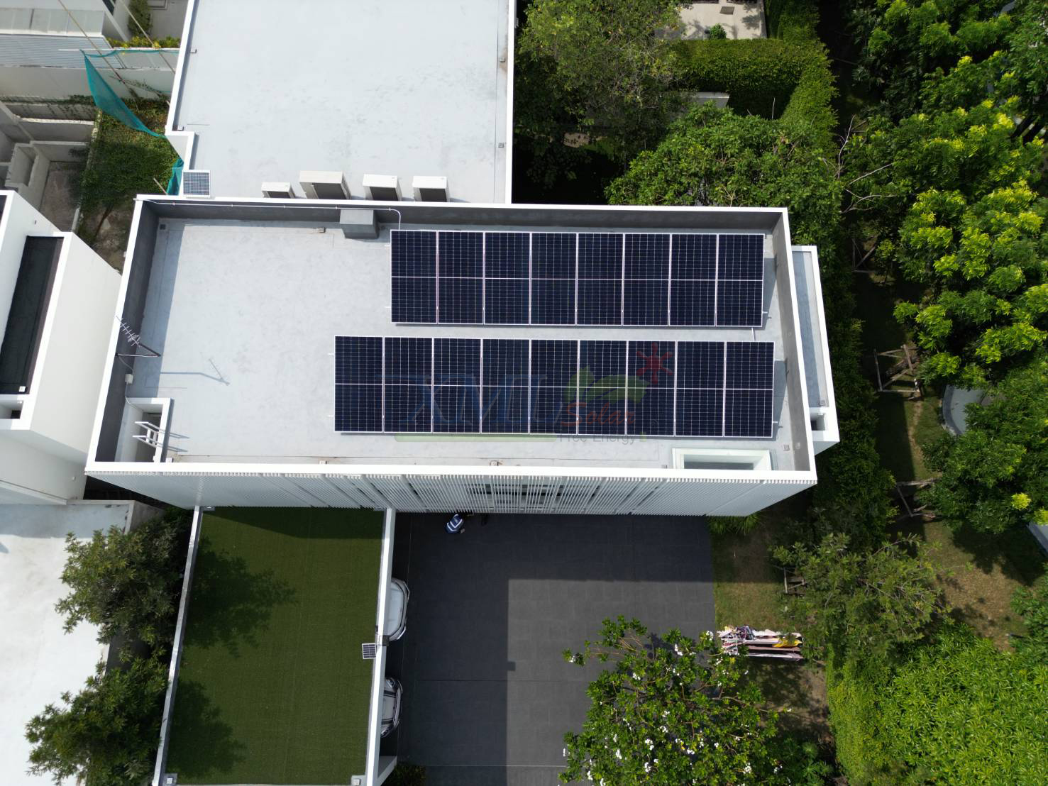 ระบบโซล่าเซลล์ติดหลังคา Enphase Solar Rooftop ขนาด 100.40 KW (ON-GRID) 3 Phase พร้อมติดตั้ง