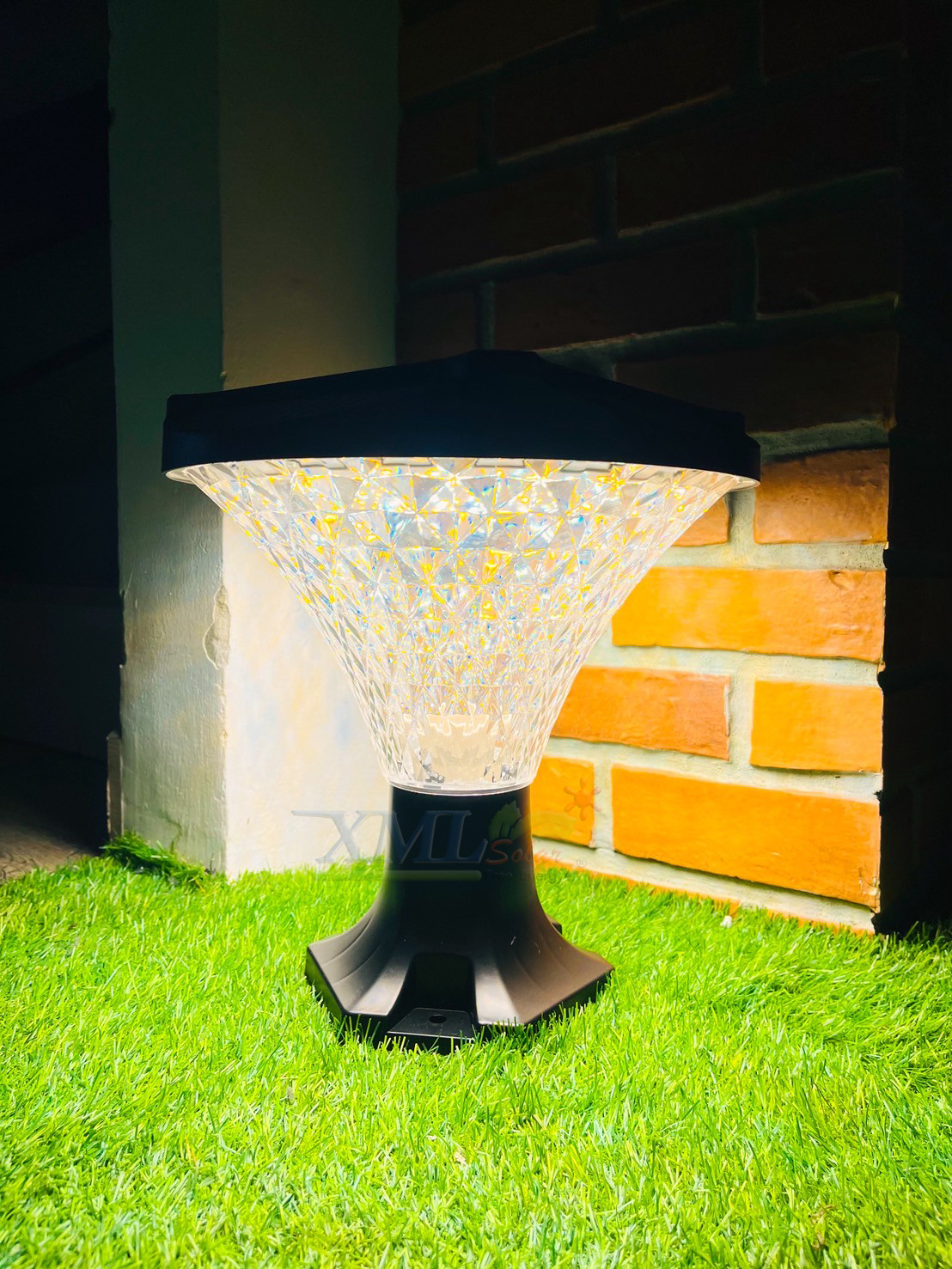 โคมไฟหัวเสาโซล่าเซลล์ รุ่น JD-X29 (เปิดได้ 3 แสง)