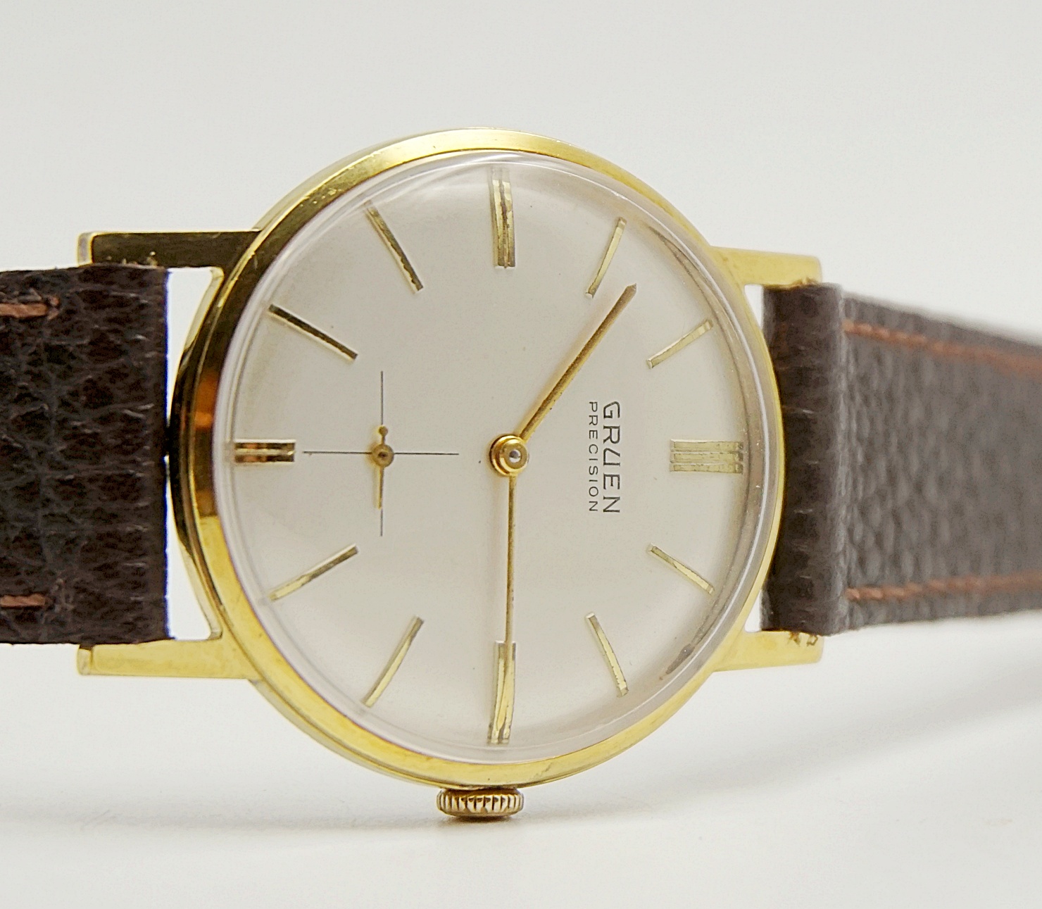 นาฬิกาเก่า GRUEN ไขลานสองเข็มครึ่ง