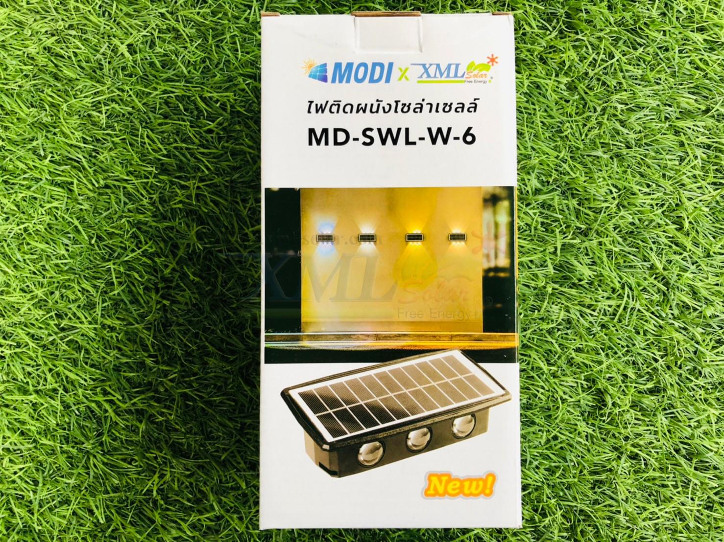 โคมไฟผนังโซล่าเซลล์ 6 LED รุ่นส่องบนล่าง (แสง : เหลืองวอมไวท์)