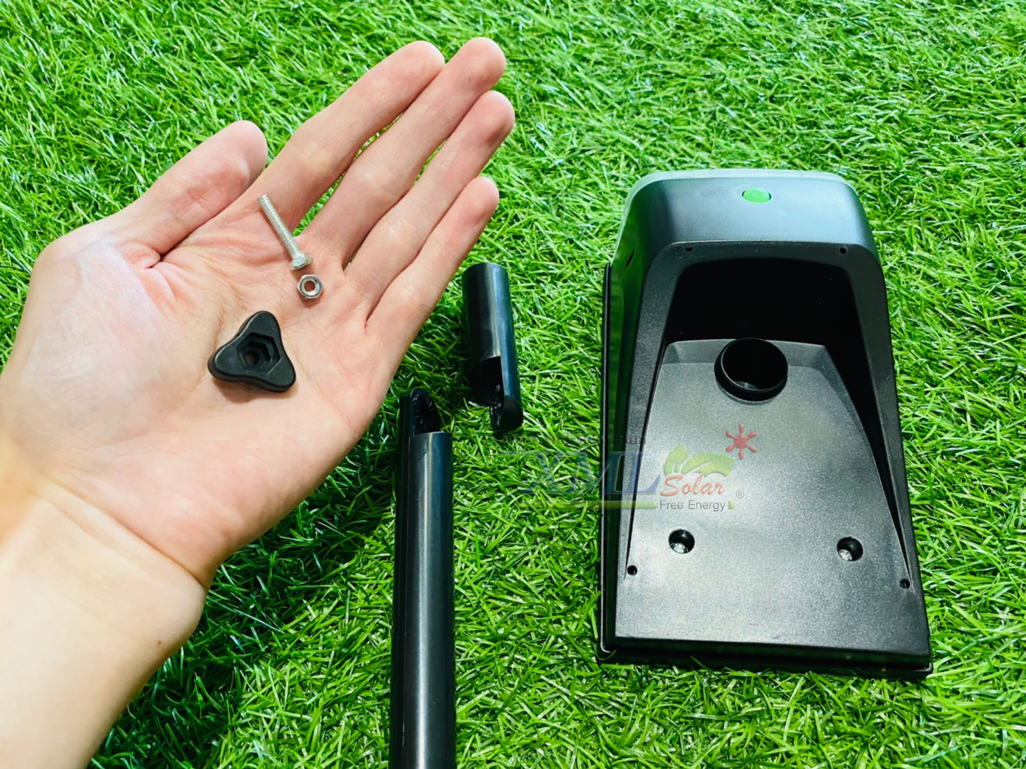 สปอร์ตไลท์ปักสนามโซล่าเซลล์ รุ่น SSL-001