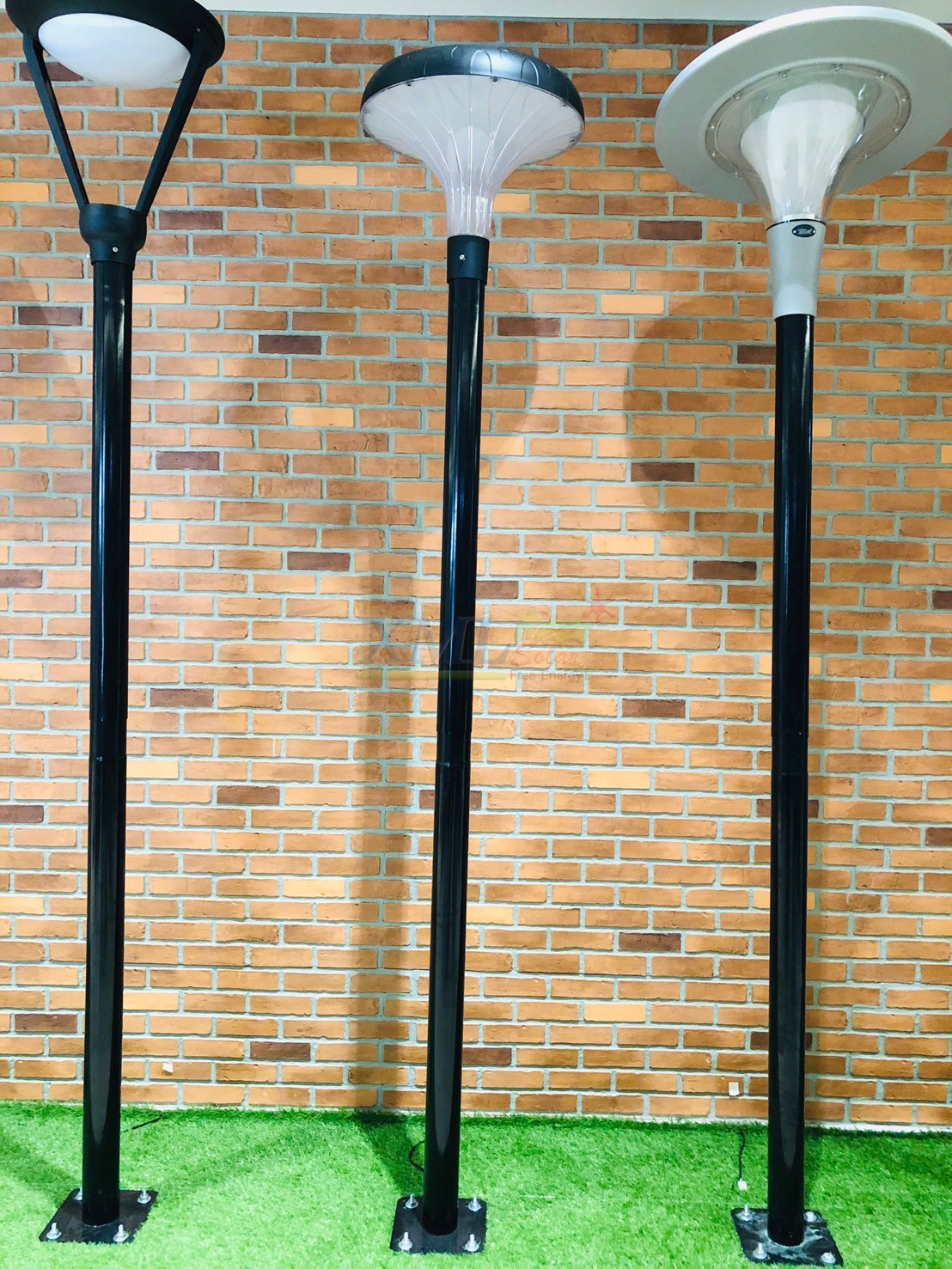 TT-553 รุ่น โคมไฟหัวเสาโซล่าเซลล์