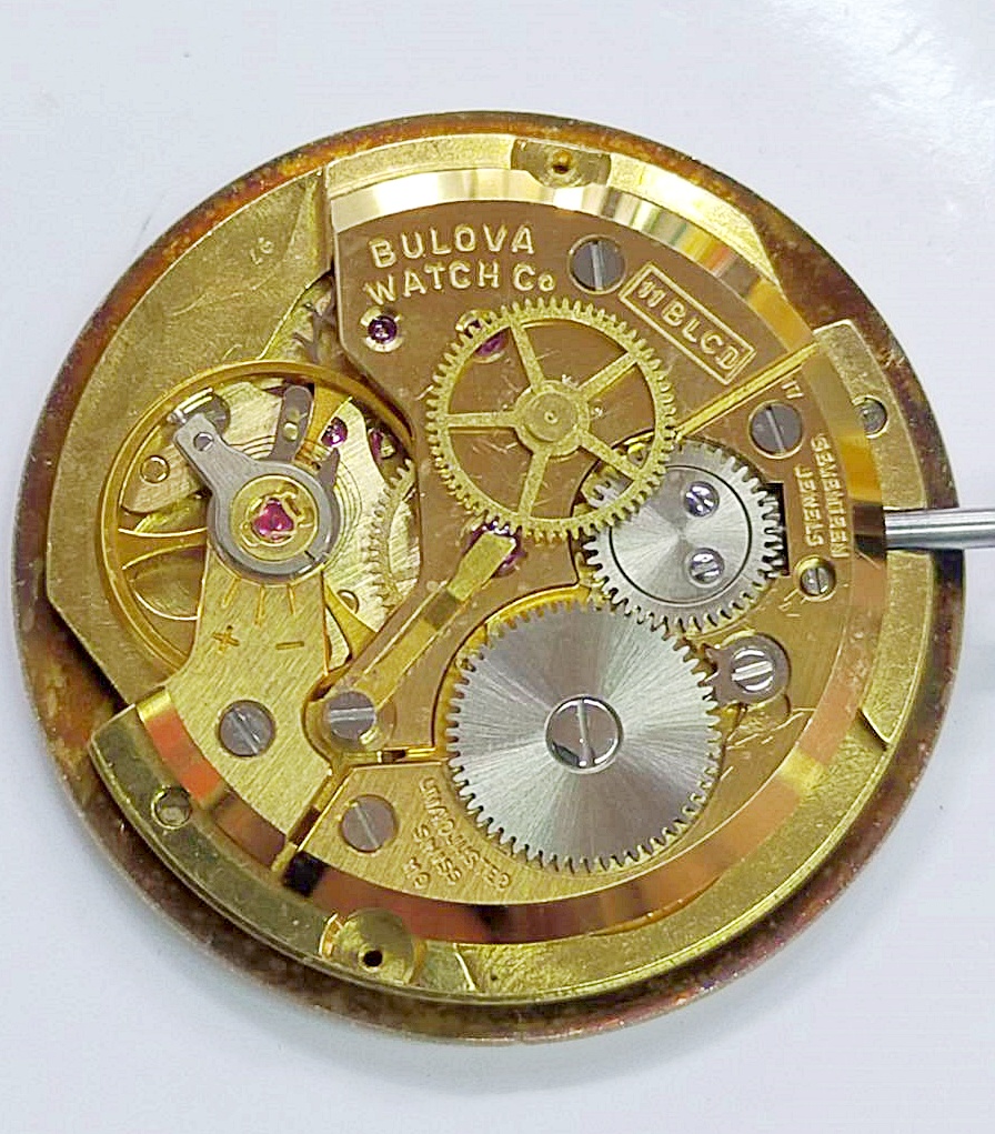 นาฬิกาเก่า BULOVA ไขลาน