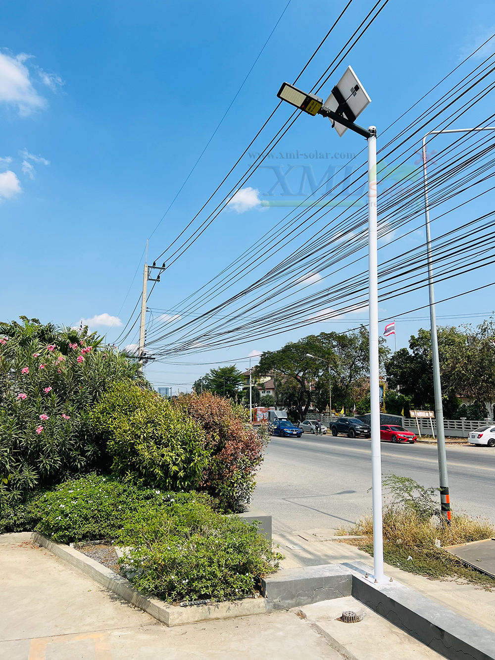 เสาไฟสนาม เหล็กพ่นสีขาว สูง 4 เมตร (ปลาย 3 นิ้ว)