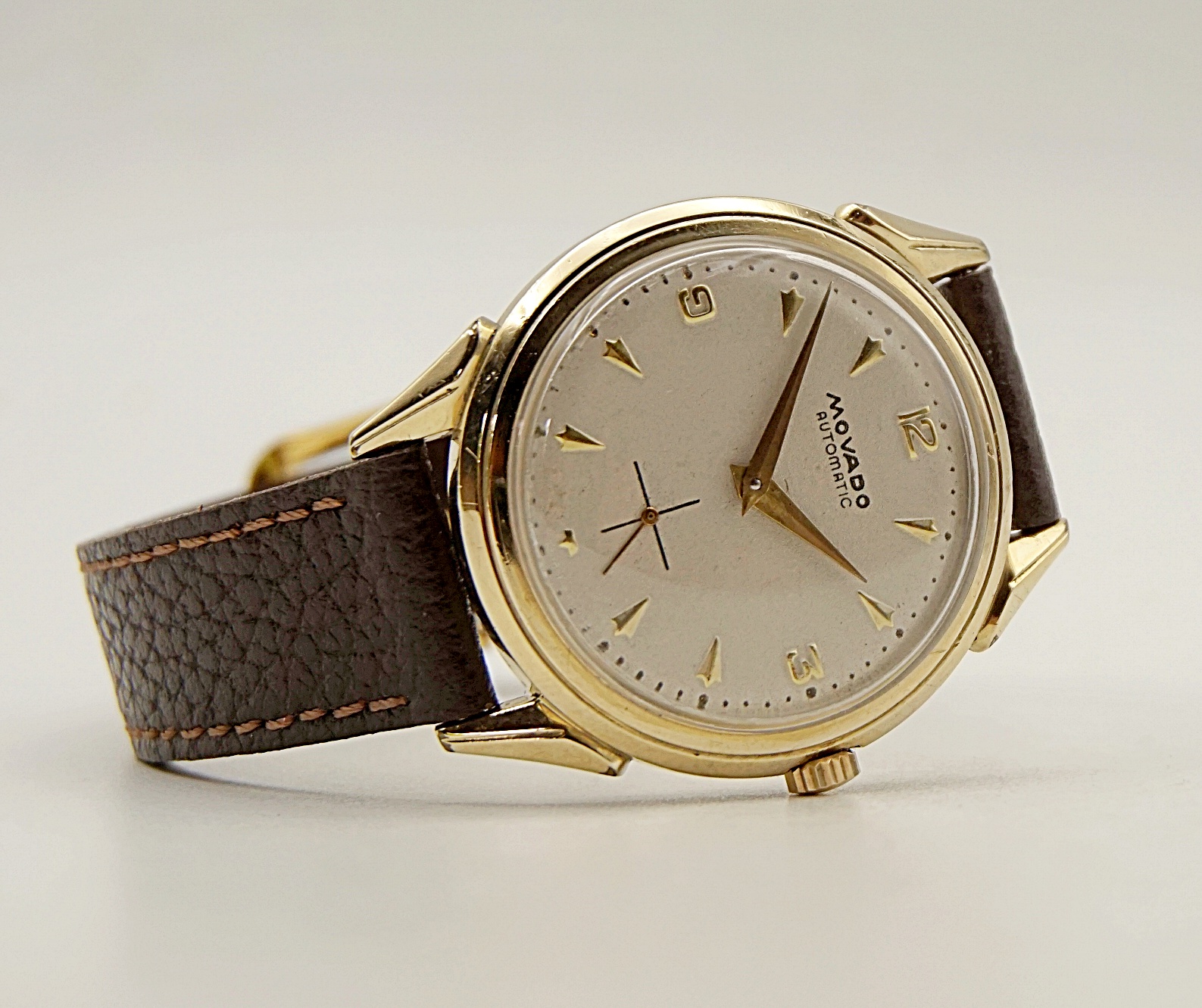 นาฬิกาเก่า MOVADO ออโตเมติกครึ่งรอบ