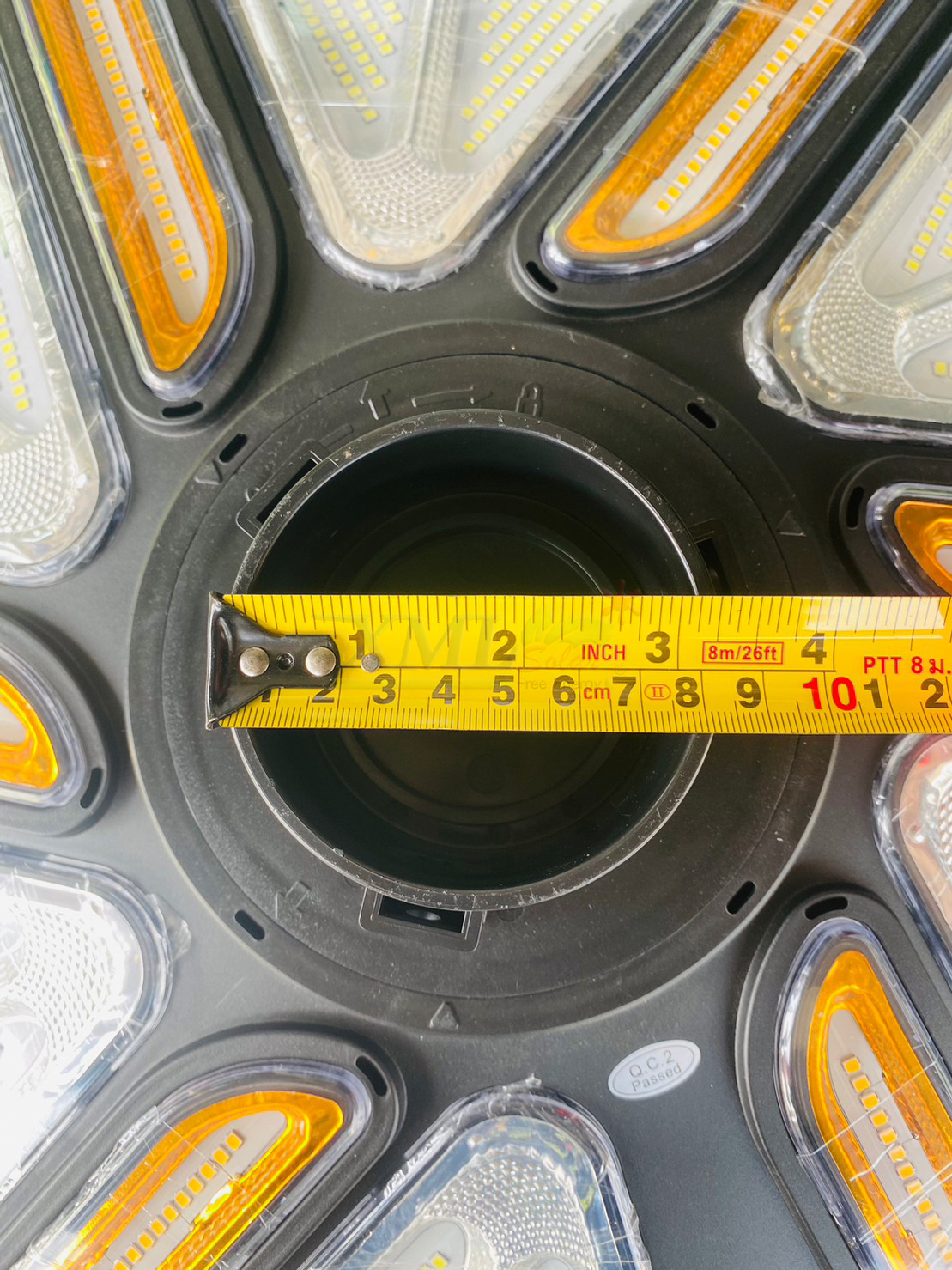 โคมไฟถนนโซล่าเซลล์ UFO ทรงกลมแถบเหลือง รุ่น MODI x XML 300W + Motion Sensor (แสง : ขาว)