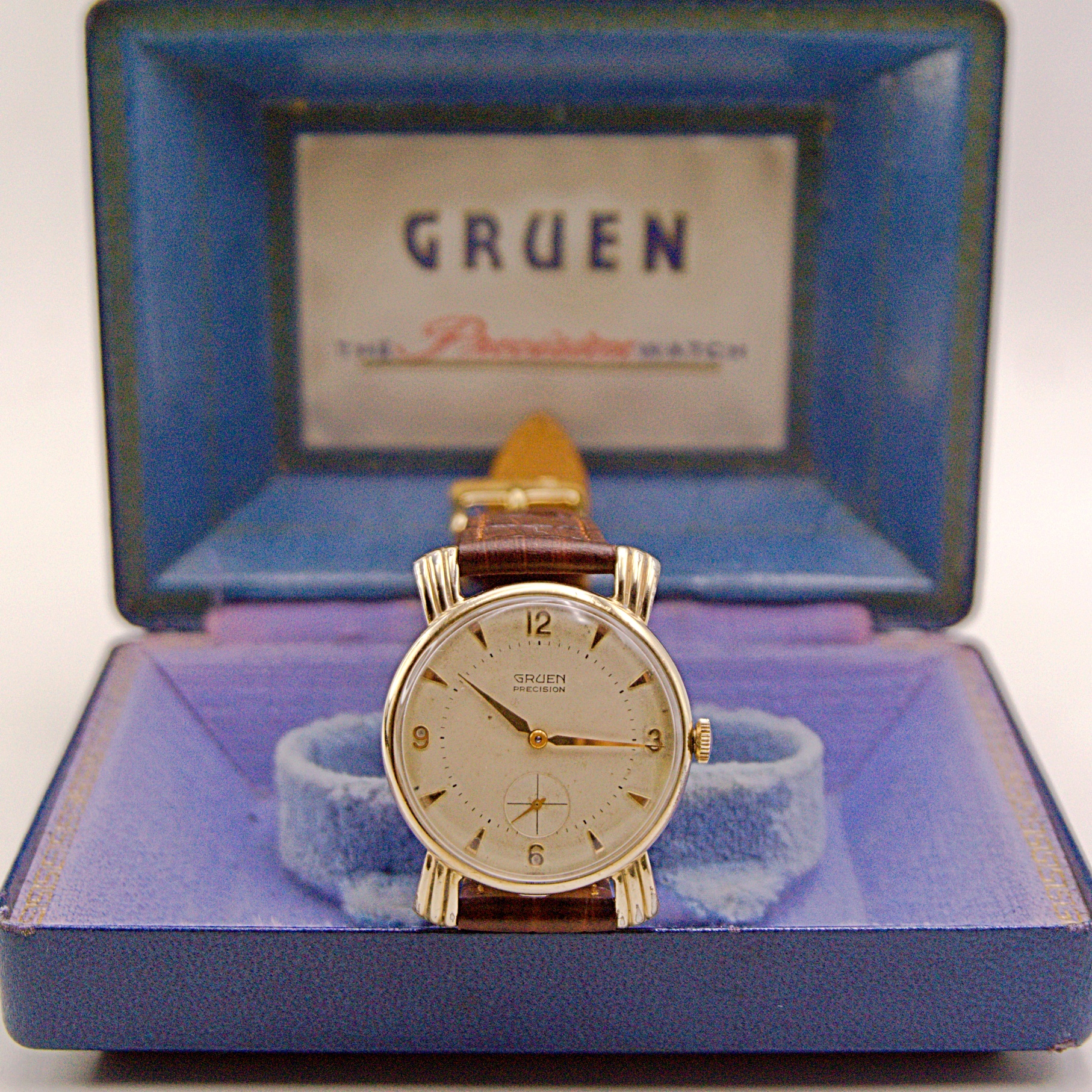 นาฬิกาเก่า GRUEN ไขลานสองเข็มครึ่ง พร้อมกล่องเดิม