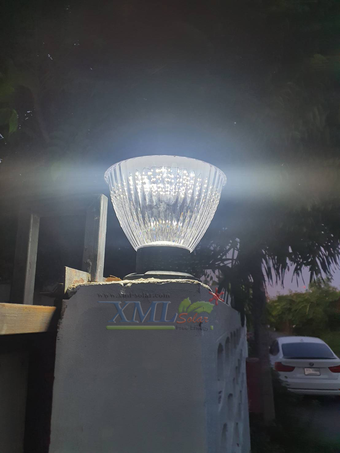 ไฟหัวเสาโซล่าเซลล์ ทรงถ้วย Cupcake 30 SMD LED (เเสง : ขาว)