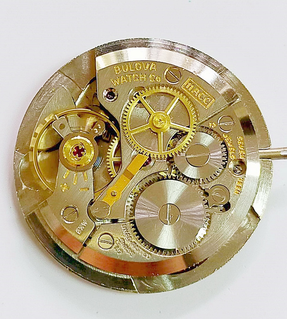 นาฬิกาเก่า BULOVA ไขลาน