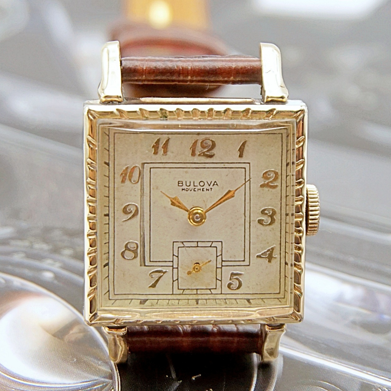 นาฬิกาเก่า BULOVA ไขลานสองเข็มครึ่ง