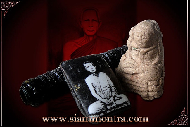 ล็อกเก็ตหน้าหนุ่มหลวงปู่ใหญ่พระครูเทพโลกอุดร+ตะกรุดโสฬสสาริกาลิ้นทอง
