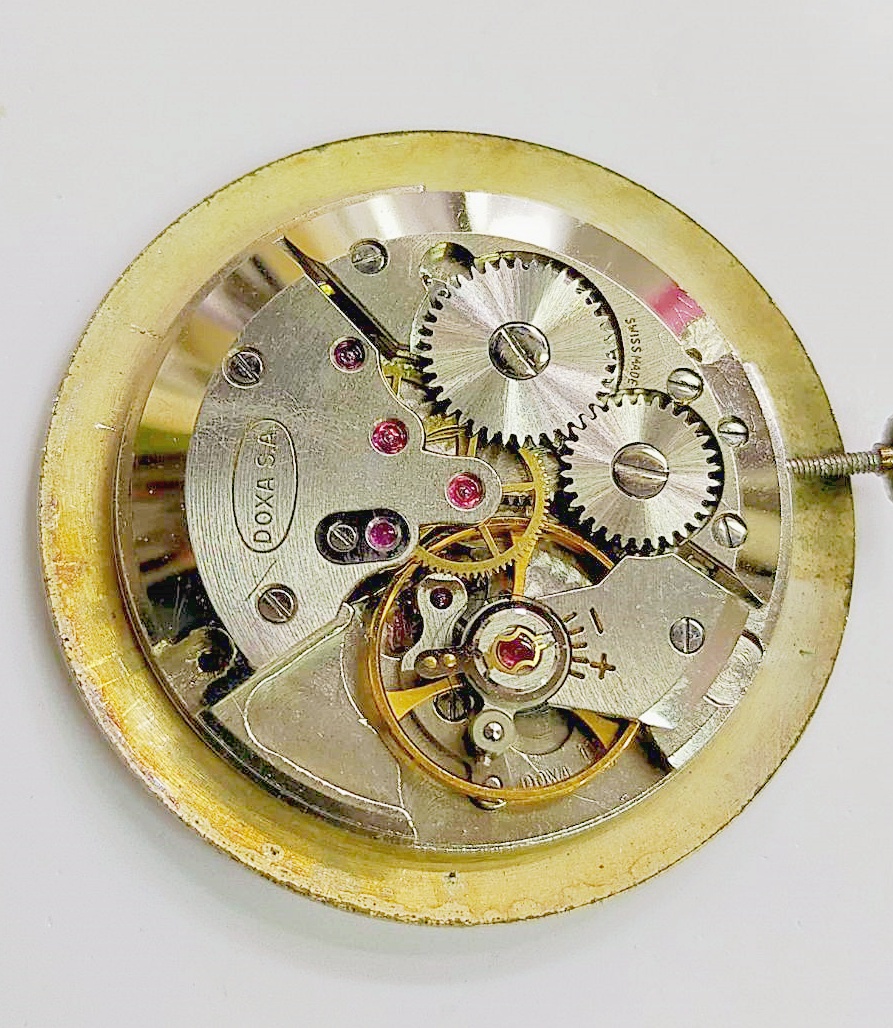 นาฬิกาเก่า DOXA ไขลาน