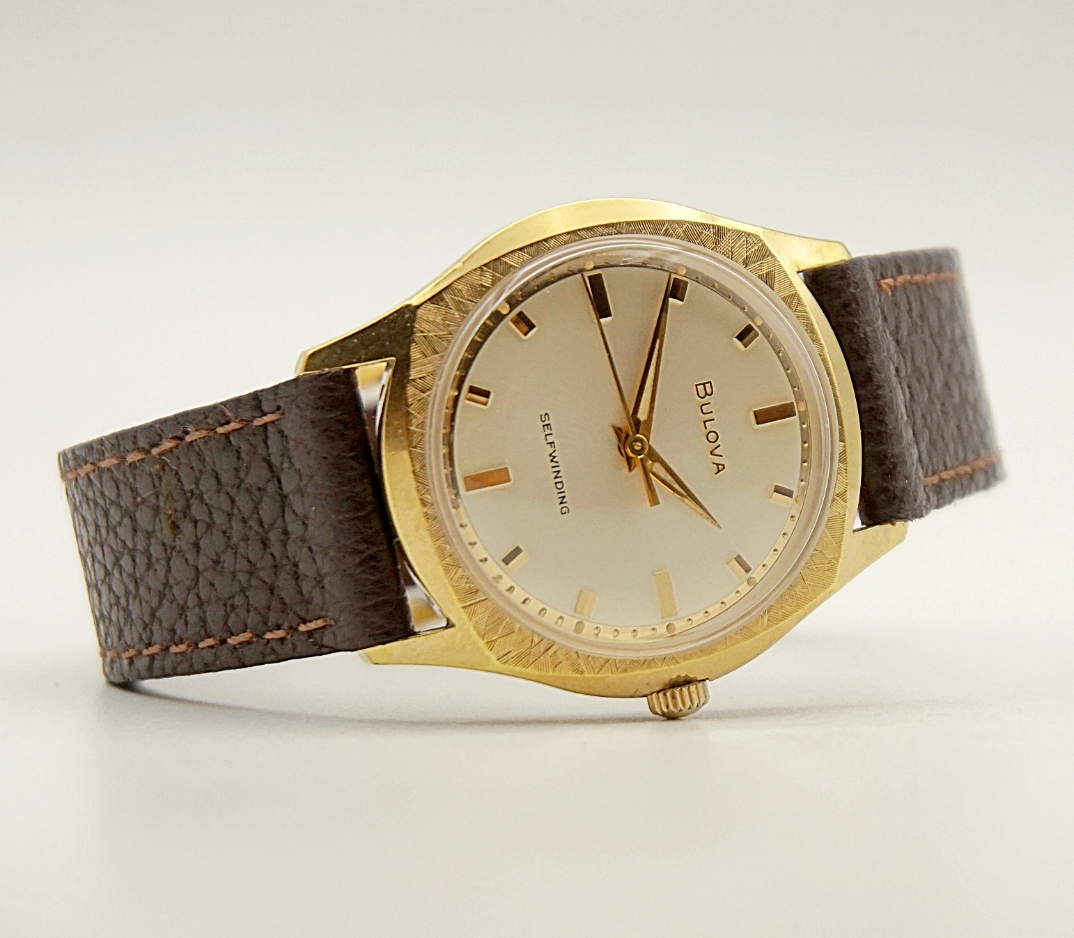 นาฬิกาเก่า BULOVA ออโตเมติก