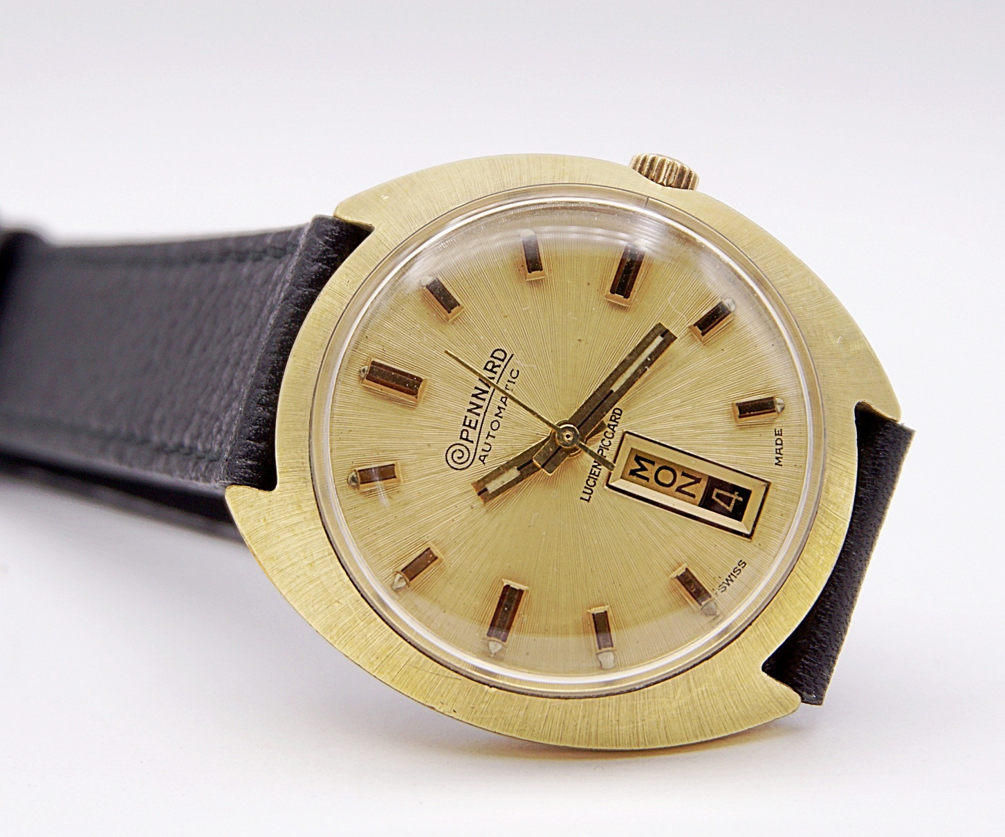 นาฬิกาเก่า PENNARD BY LUCIEN PICCARD ออโตเมติก