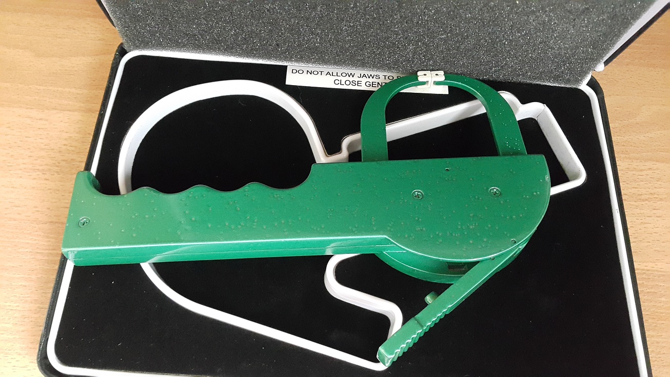 เครื่องวัดความหนาไขมันใต้ผิวหนัง Lange Skinfold Body Fat Caliper