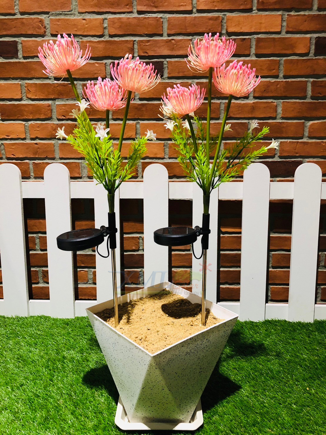 ไฟปักสนามโซล่าเซลล์ ทรงดอกไม้ชมพู (แสง : เหลืองวอมไวท์)(1 แถม 1)