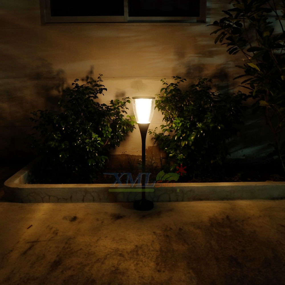 ไฟตั้งพื้นสนามโซล่าเซลล์ ทรงถ้วย (เเสง : เหลืองวอมไวท์)(1 แถม 1)