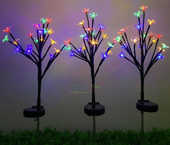 ไฟปักสนามโซล่าเซลล์ ทรงดอกไม้ 19 LED (แสง : หลากสี)