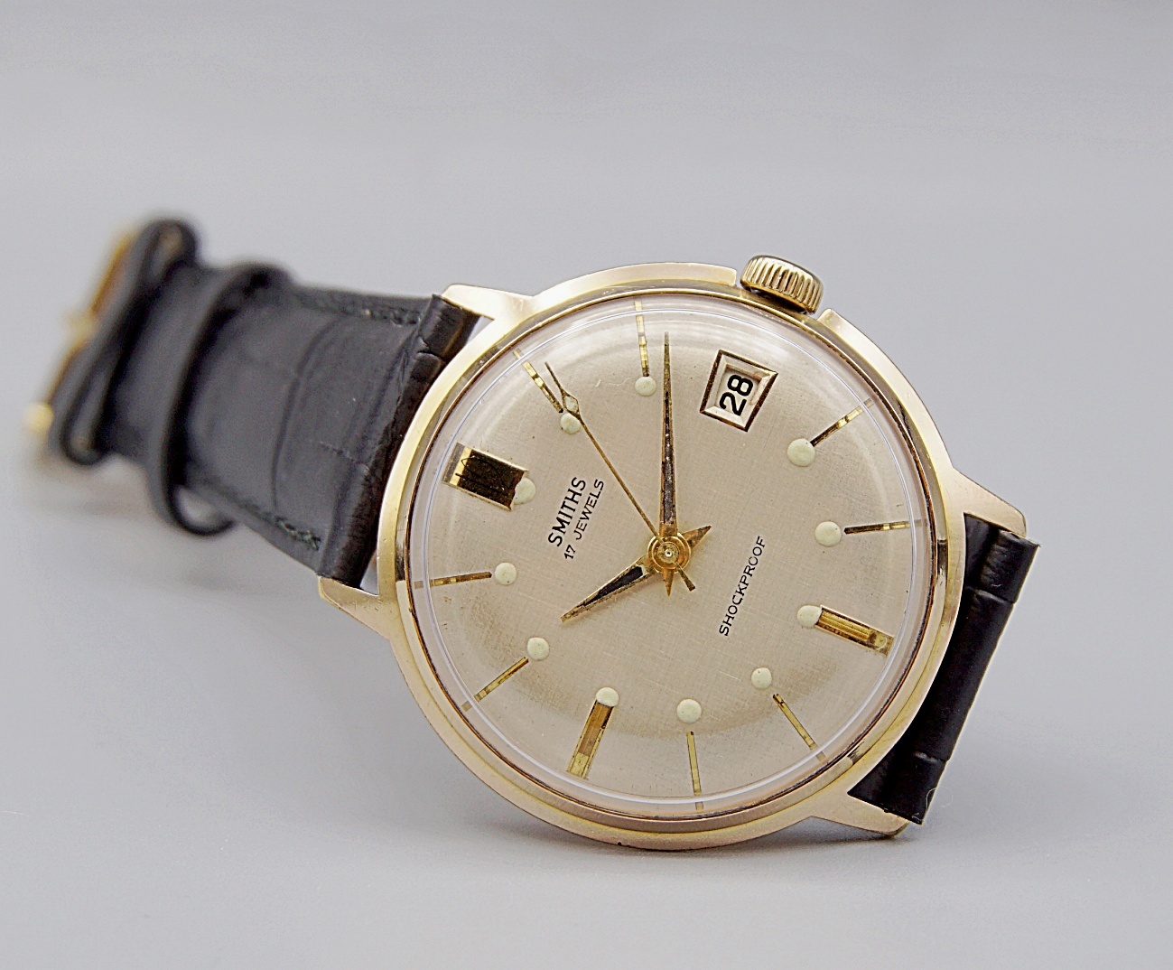 นาฬิกาเก่า SMITHS ไขลาน