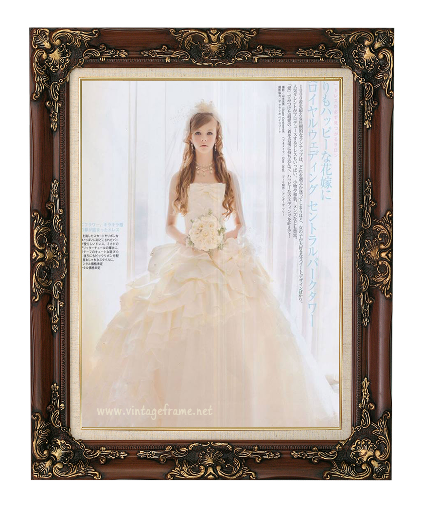 กรอบหลุยส์ไม้แท้ ขนาด 16x20 นิ้ว สีโอ๊คปัดทอง พร้อมอัดเคลือบภาพ