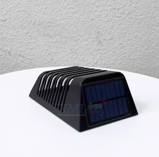 ไฟผนังโซล่าเซลล์ Modern รุ่น เหลี่ยม (แสง : เหลืองวอมไวท์)