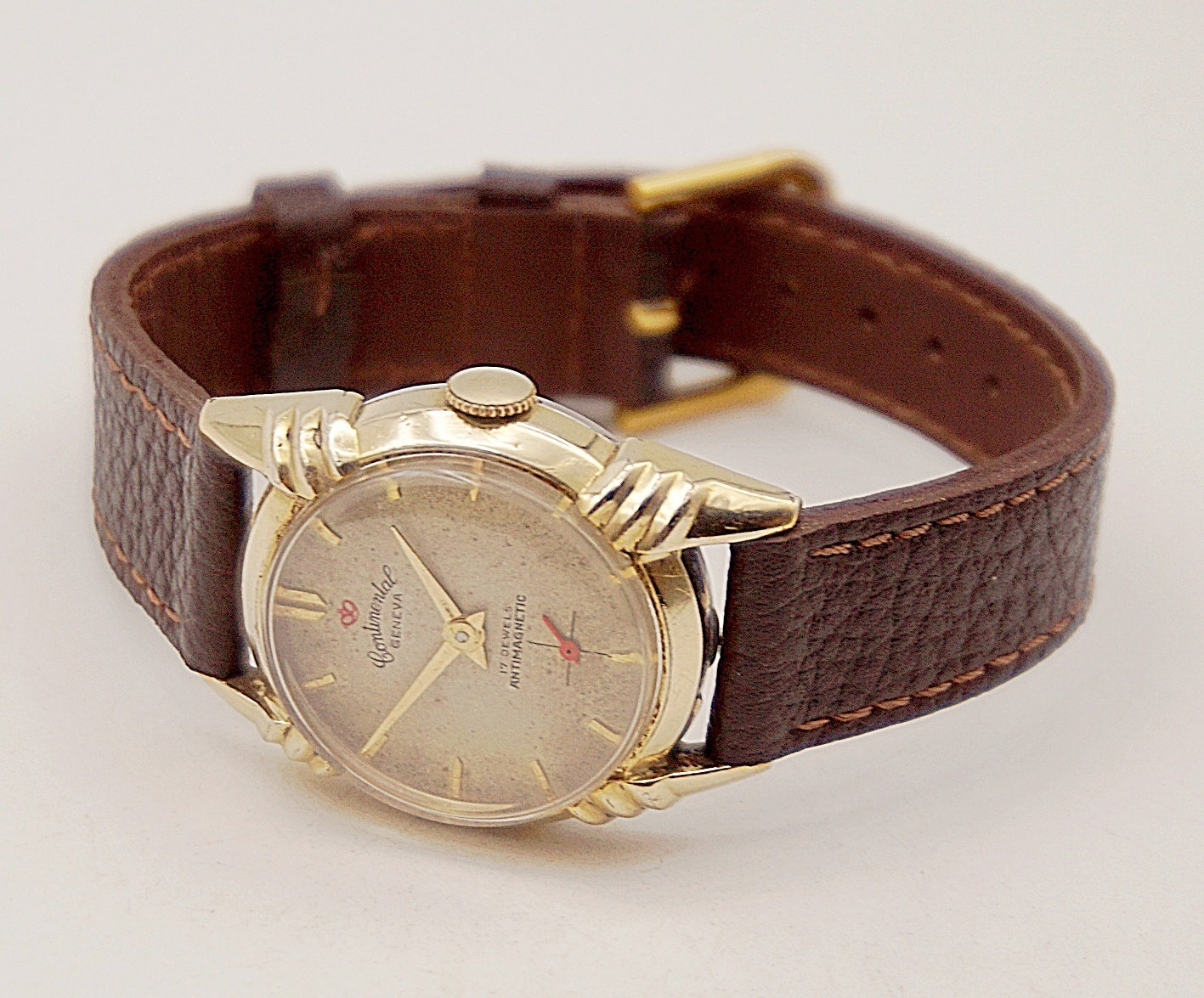 นาฬิกาเก่า CONTINENTAL ไขลานสองเข็มครึ่ง