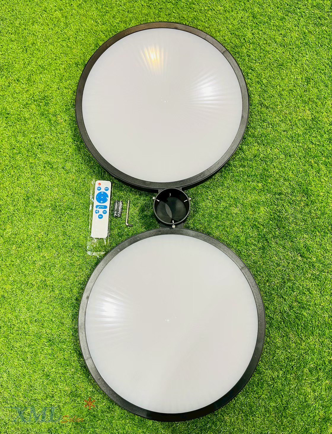 โคมไฟถนนโซล่าเซลล์ รุ่น TT-552T (แสง : ขาว) (เฉพาะหัวโคมไม่รวมเสา)*